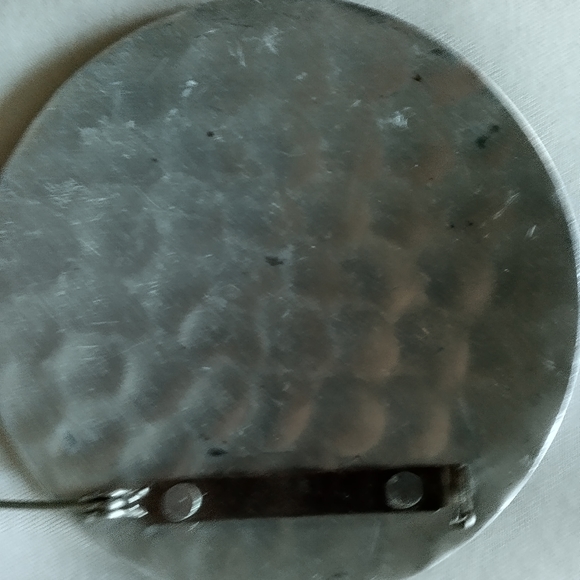 Vintage Pewter Flowers&Leaves Brooch w/Hammered Back - Picture 4 of 5